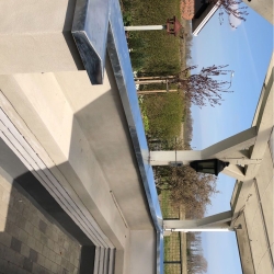 Detaljeret inddækning på mur ved overdækket terrasse i Nyborg på Fyn